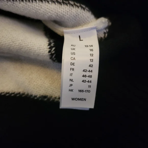 BRAND NEW in Gift Box With Tags Womens LilySilk Round Neck Argyle Sweater Large - Picture 9 of 12